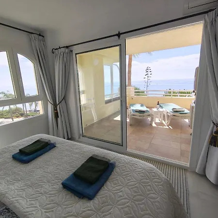 Spectacular 3 Bedrooms Sea Views *