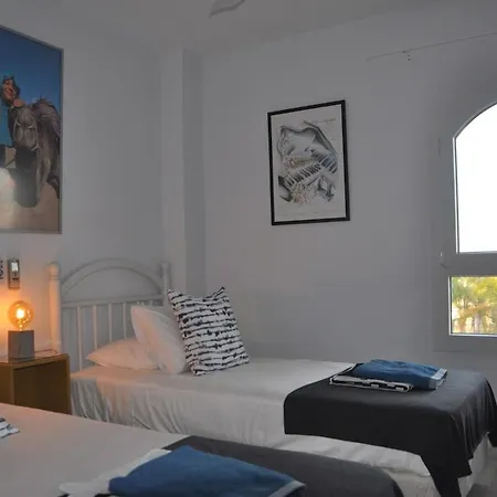 Spectacular 3 Bedrooms Sea Views Apartment El Faro