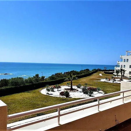 Spectacular 3 Bedrooms Sea Views *