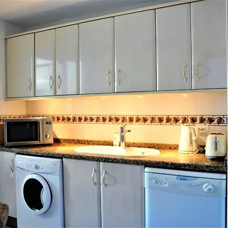 Spectacular 3 Bedrooms Sea Views Apartment El Faro