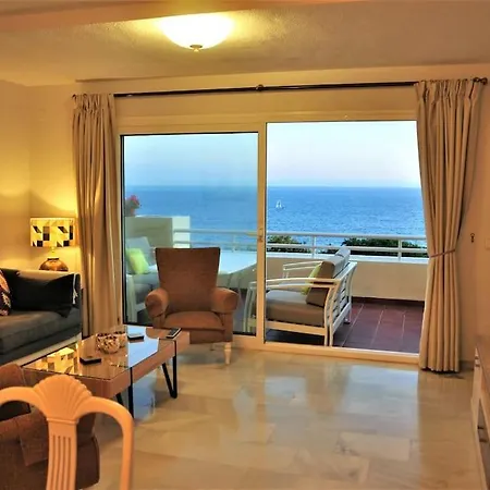 Spectacular 3 Bedrooms Sea Views *